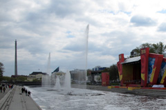 Музыкальный фонтан на «Плотинке»