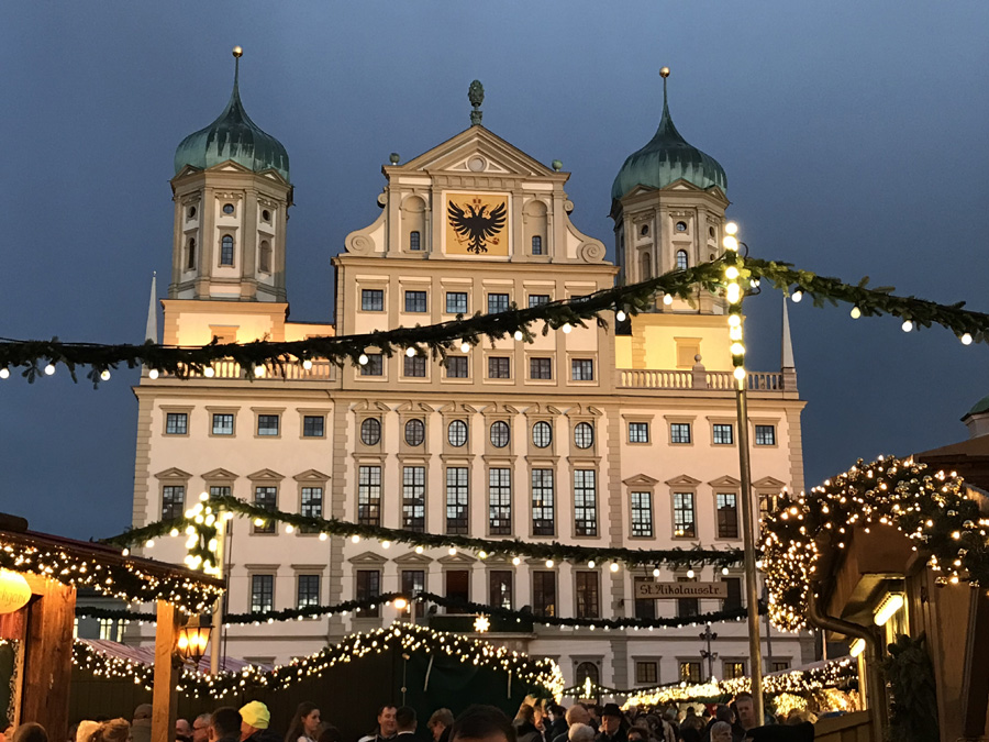 Рождественский базар в Аугсбурге
